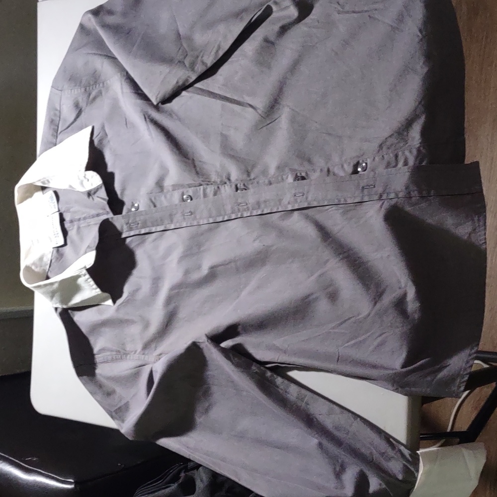 Jaclyn Smith Collard Cuffed Button Up Shirt M